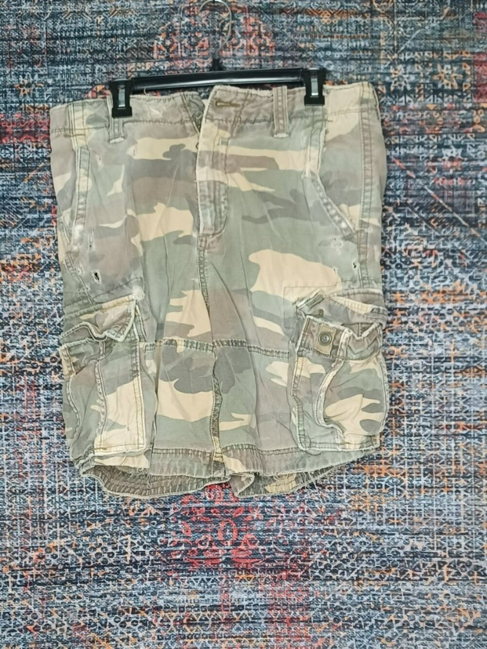 Vintage Abercrombie & Fitch mens distressed camo cargo shorts 34